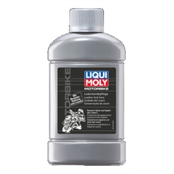 LIQUI MOLY Motorbike Lederkombipflege 250ml Verpackungseinheit = 6 Stück (Das aktuelle Sicherheitsdatenblatt finden Sie im Internet unter www.maedler.de in der Produktkategorie), Produktphoto