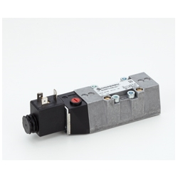 5/2-Wegeventil (Grundplattenventil) ISO STAR - Größe 1 - Betätigung Elektromagnet/Feder Norgren SXE9573-A80-00-23N Spannung: 24 V d.c., Produktphoto